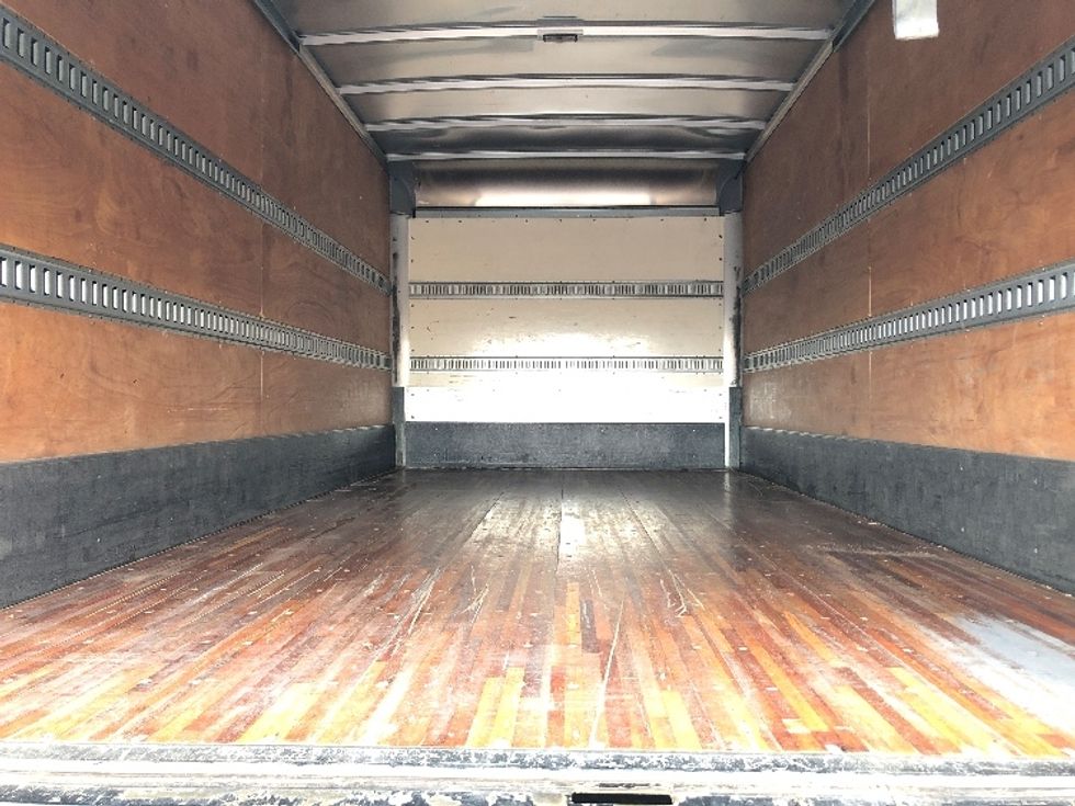 Medium Duty Box Truck-Light and Medium Duty Trucks-Hino-2020-268-Shreveport-LA-272,688\n\t\tmiles-$ 26,000 - Image 10