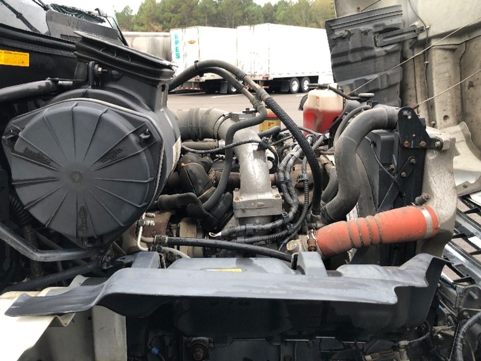 Medium Duty Box Truck-Light and Medium Duty Trucks-Hino-2020-268-Shreveport-LA-272,688\n\t\tmiles-$ 26,000 - Image 23