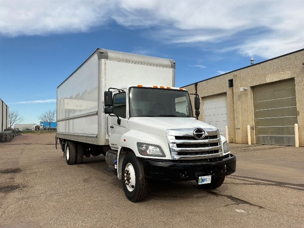 Medium Duty Box Truck-Light and Medium Duty Trucks-Hino-2020-268-Sioux Falls-SD-263,336\n\t\tmiles-$ 42,250 - Image 1