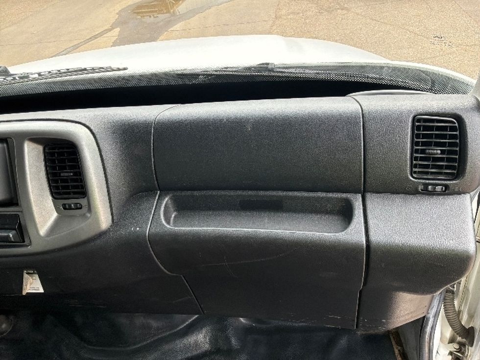 Medium Duty Box Truck-Light and Medium Duty Trucks-Hino-2020-268-Sioux Falls-SD-263,336\n\t\tmiles-$ 42,250 - Image 21