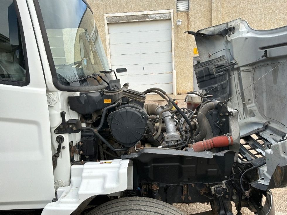 Medium Duty Box Truck-Light and Medium Duty Trucks-Hino-2020-268-Sioux Falls-SD-263,336\n\t\tmiles-$ 42,250 - Image 23