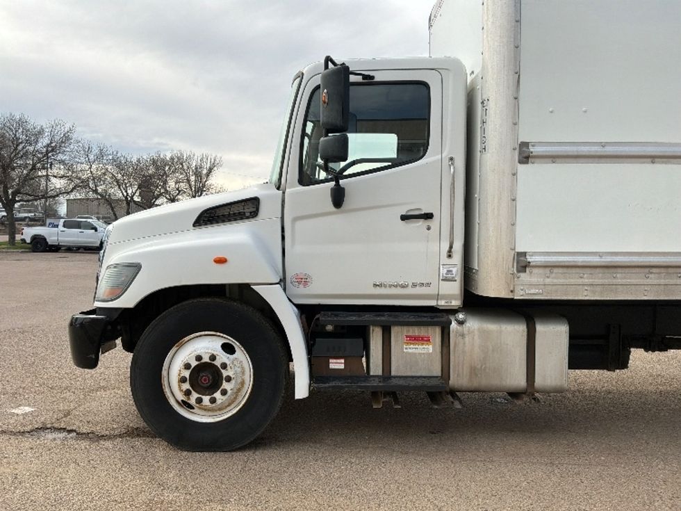 Medium Duty Box Truck-Light and Medium Duty Trucks-Hino-2020-268-Sioux Falls-SD-263,336\n\t\tmiles-$ 42,250 - Image 26