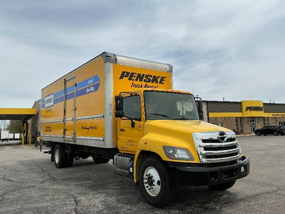 Medium Duty Box Truck-Light and Medium Duty Trucks-Hino-2020-268-South Bend-IN-133,404\n\t\tmiles-$ 57,500 - Image 1