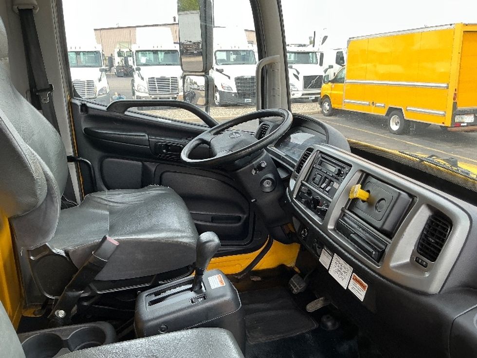 Medium Duty Box Truck-Light and Medium Duty Trucks-Hino-2020-268-South Bend-IN-133,404\n\t\tmiles-$ 57,500 - Image 22