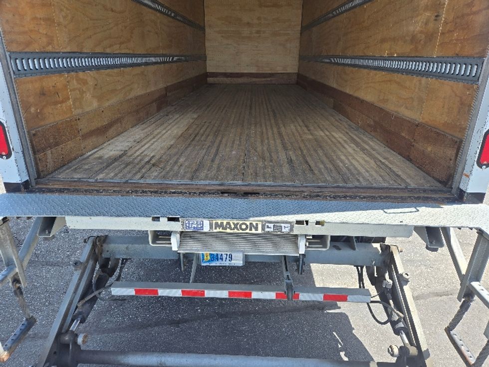 Medium Duty Box Truck-Light and Medium Duty Trucks-Hino-2020-268-Spokane Valley-WA-138,731\n\t\tmiles-$ 57,500 - Image 10