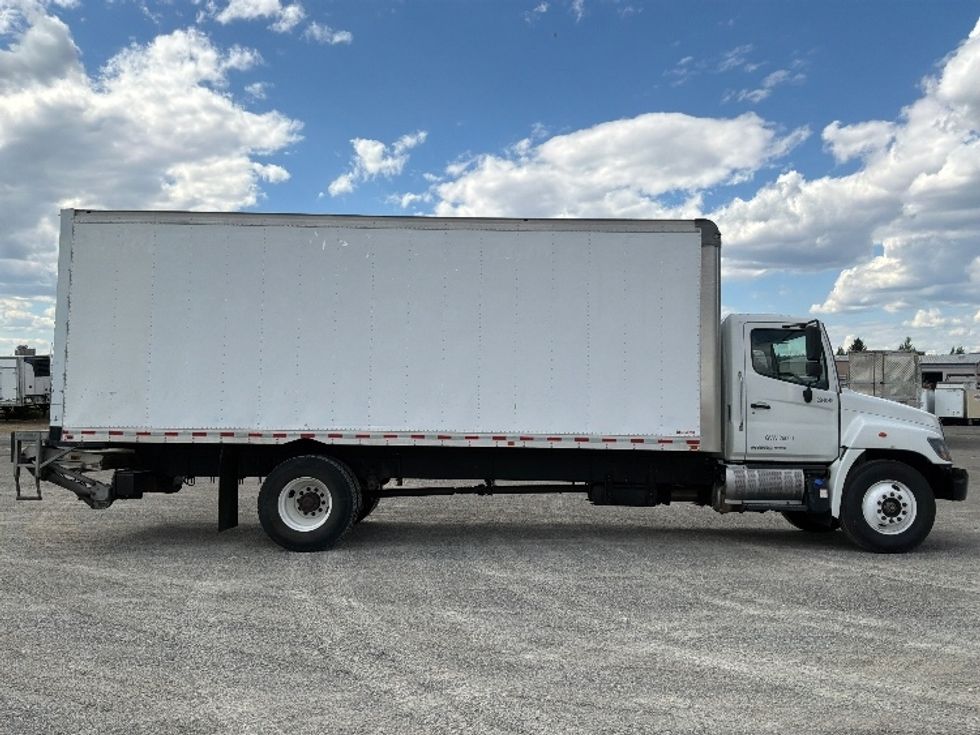 Medium Duty Box Truck-Light and Medium Duty Trucks-Hino-2020-268-Spokane Valley-WA-138,731\n\t\tmiles-$ 57,500 - Image 15