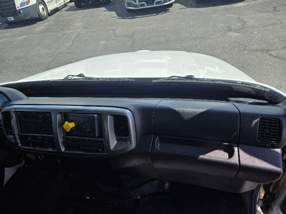 Medium Duty Box Truck-Light and Medium Duty Trucks-Hino-2020-268-Spokane Valley-WA-138,731\n\t\tmiles-$ 57,500 - Image 21