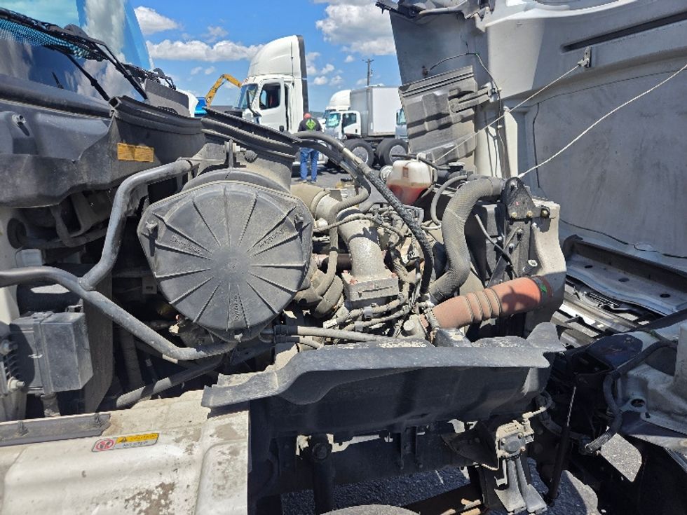 Medium Duty Box Truck-Light and Medium Duty Trucks-Hino-2020-268-Spokane Valley-WA-138,731\n\t\tmiles-$ 57,500 - Image 23