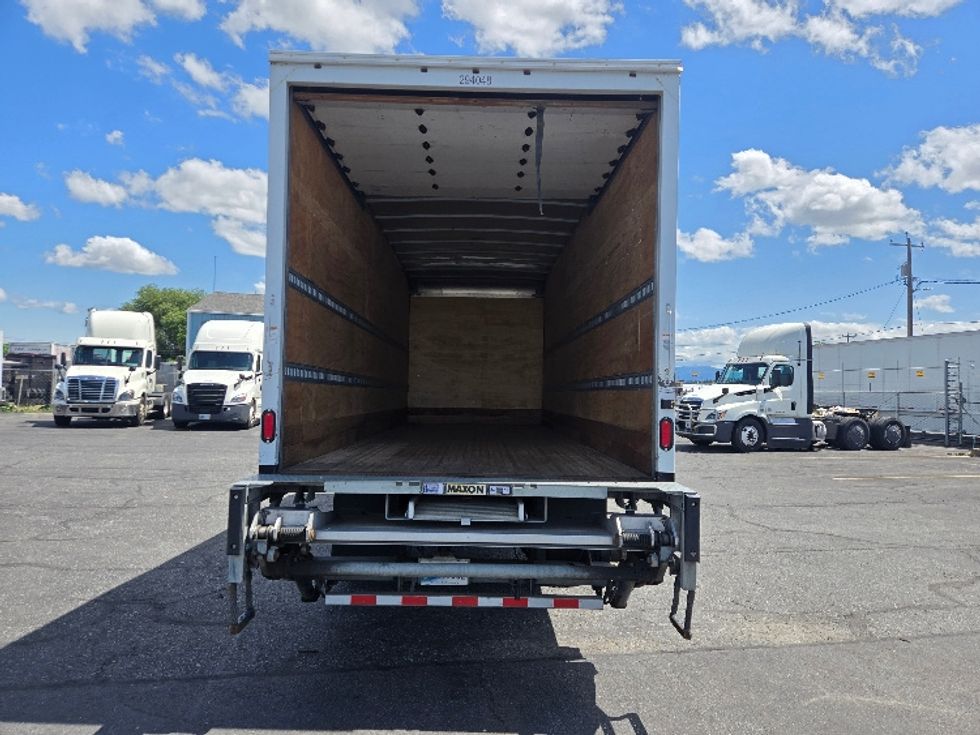 Medium Duty Box Truck-Light and Medium Duty Trucks-Hino-2020-268-Spokane Valley-WA-138,731\n\t\tmiles-$ 57,500 - Image 8