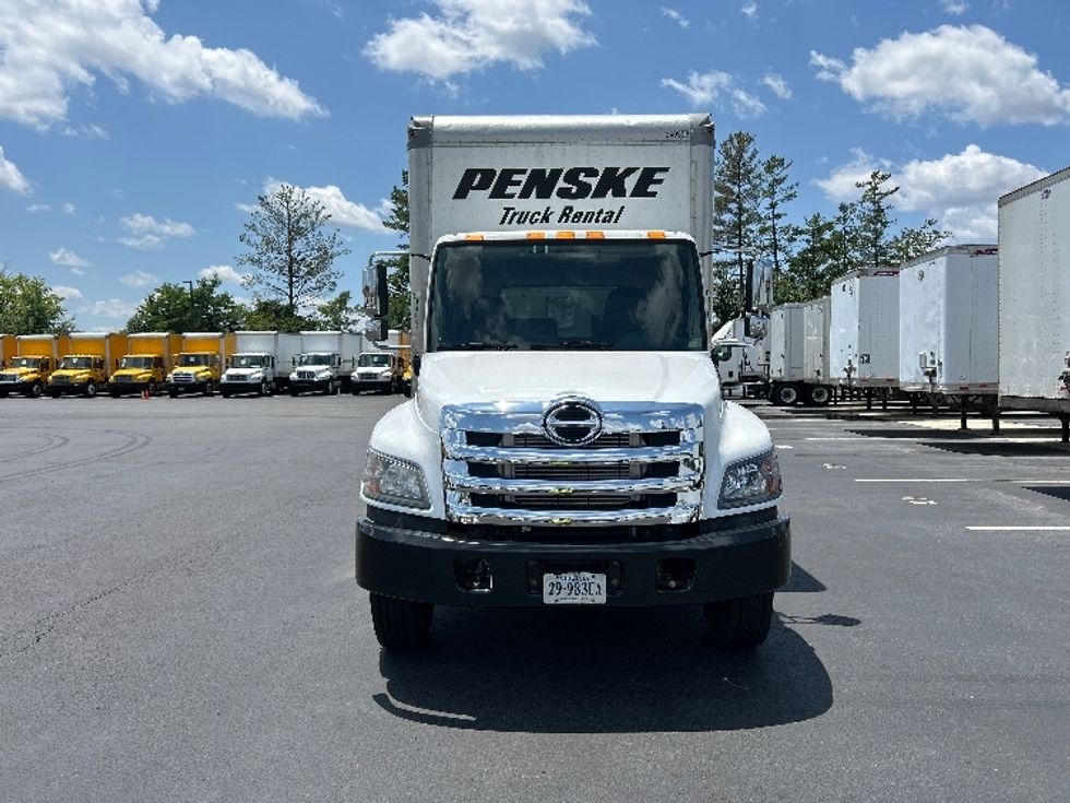 Medium Duty Box Truck-Light and Medium Duty Trucks-Hino-2020-268-Sterling-VA-167,905\n\t\tmiles-$ 56,000 - Image 2