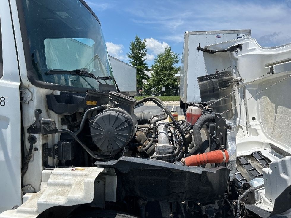 Medium Duty Box Truck-Light and Medium Duty Trucks-Hino-2020-268-Sterling-VA-167,905\n\t\tmiles-$ 56,000 - Image 23