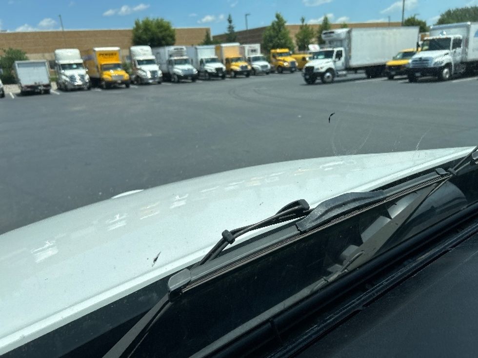 Medium Duty Box Truck-Light and Medium Duty Trucks-Hino-2020-268-Sterling-VA-167,905\n\t\tmiles-$ 56,000 - Image 25