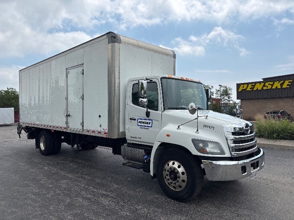 Medium Duty Box Truck-Light and Medium Duty Trucks-Hino-2020-268-Stoney Creek-ON-259,925\n\t\tkm-$ 69,750 - Image 1