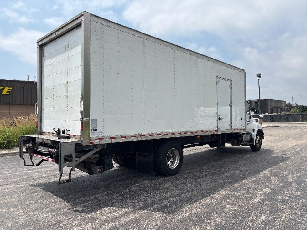 Medium Duty Box Truck-Light and Medium Duty Trucks-Hino-2020-268-Stoney Creek-ON-259,925\n\t\tkm-$ 69,750 - Image 13