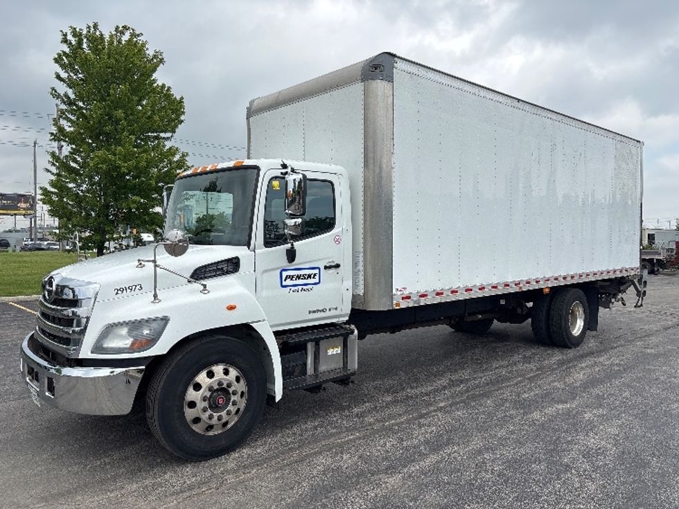 Medium Duty Box Truck-Light and Medium Duty Trucks-Hino-2020-268-Stoney Creek-ON-259,925\n\t\tkm-$ 69,750 - Image 3