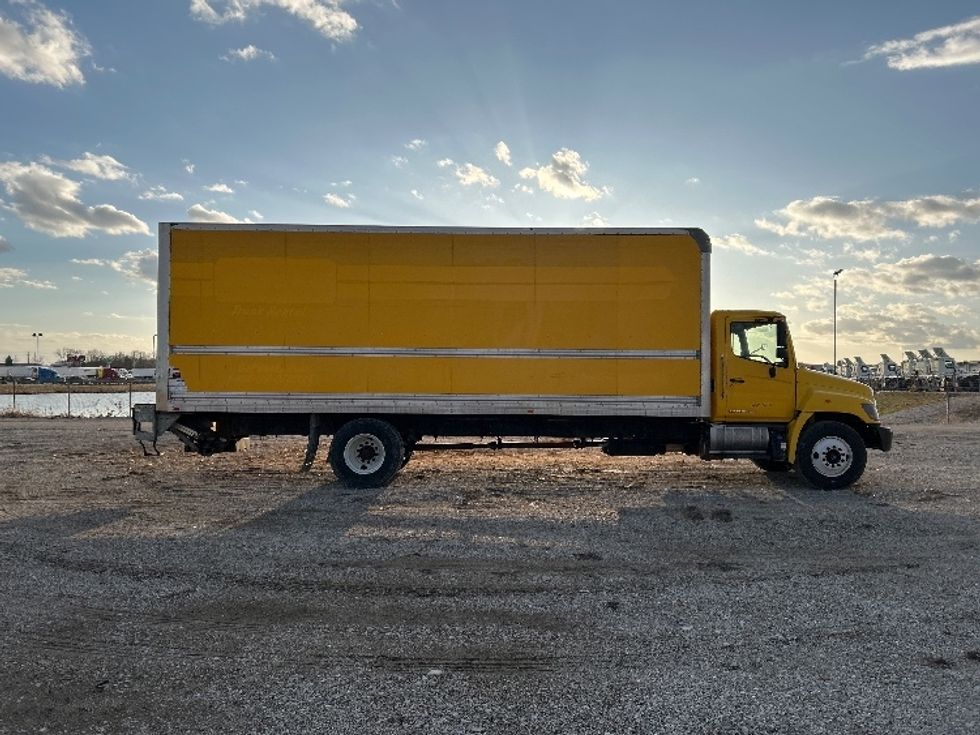 Medium Duty Box Truck-Light and Medium Duty Trucks-Hino-2020-268-Sturtevant-WI-170,045\n\t\tmiles-$ 50,750 - Image 15