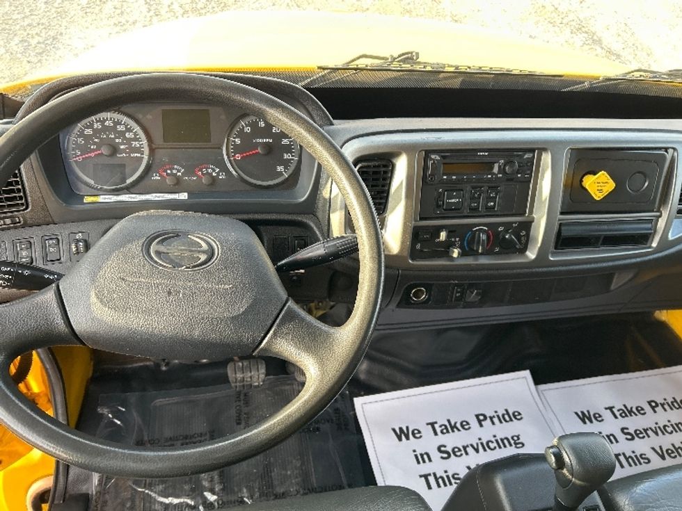 Medium Duty Box Truck-Light and Medium Duty Trucks-Hino-2020-268-Sturtevant-WI-170,045\n\t\tmiles-$ 50,750 - Image 18