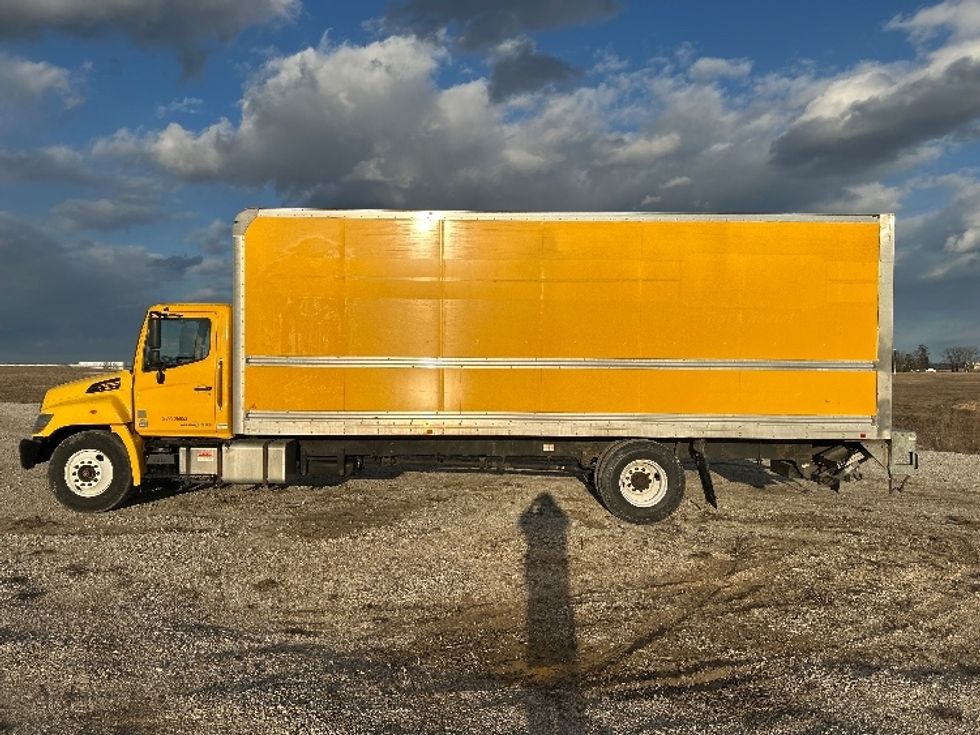 Medium Duty Box Truck-Light and Medium Duty Trucks-Hino-2020-268-Sturtevant-WI-170,045\n\t\tmiles-$ 50,750 - Image 4