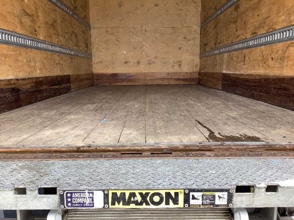 Medium Duty Box Truck-Light and Medium Duty Trucks-Hino-2020-268-Tacoma-WA-148,836\n\t\tmiles-$ 46,500 - Image 10