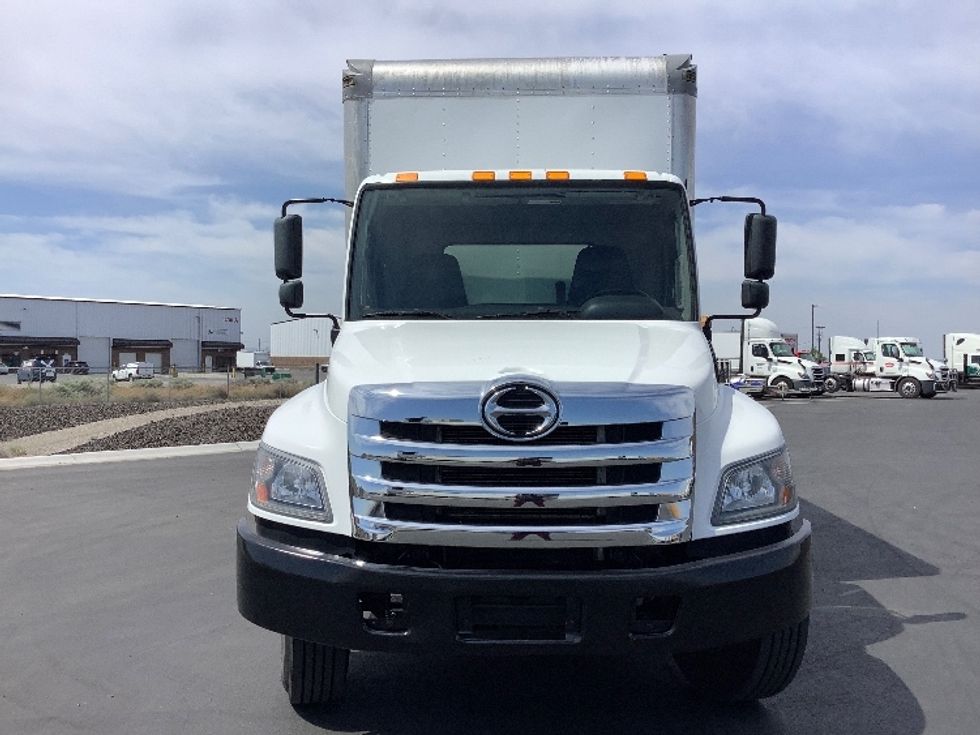 Medium Duty Box Truck-Light and Medium Duty Trucks-Hino-2020-268-Tacoma-WA-148,836\n\t\tmiles-$ 46,500 - Image 2