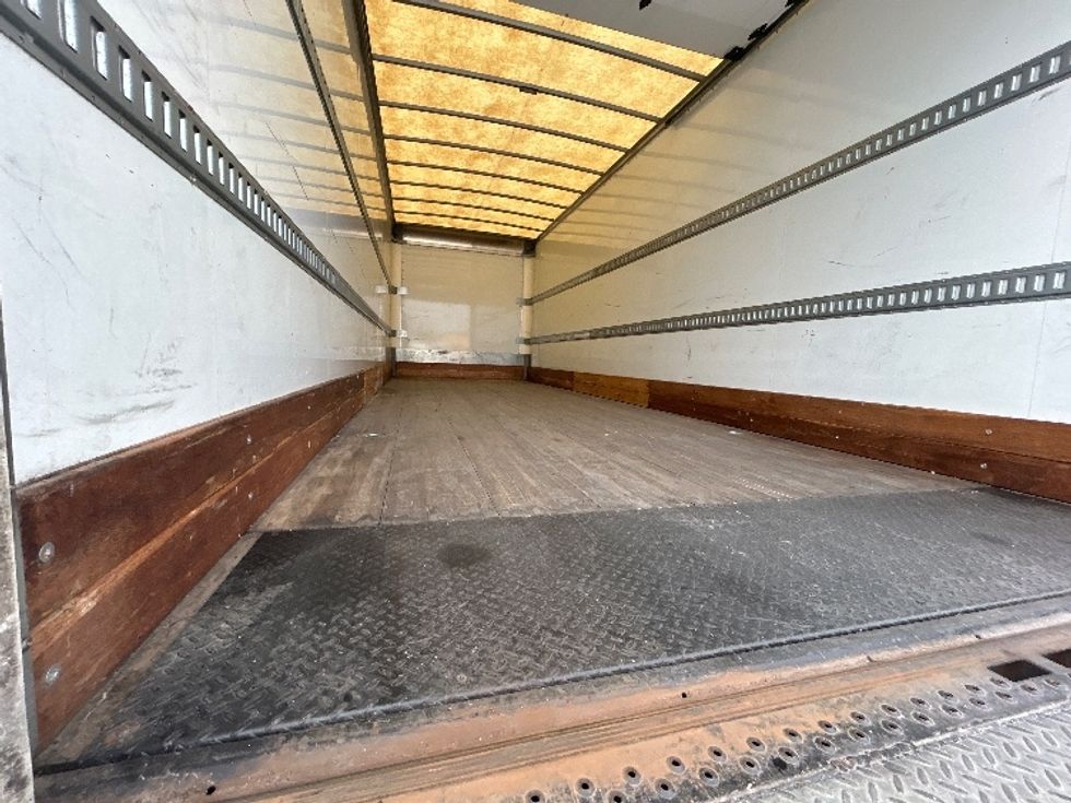 Medium Duty Box Truck-Light and Medium Duty Trucks-Hino-2020-268-Tampa-FL-69,059\n\t\tmiles-$ 70,250 - Image 11
