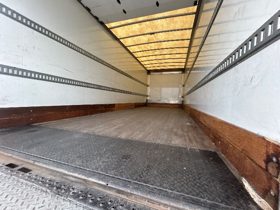 Medium Duty Box Truck-Light and Medium Duty Trucks-Hino-2020-268-Tampa-FL-69,059\n\t\tmiles-$ 70,250 - Image 12