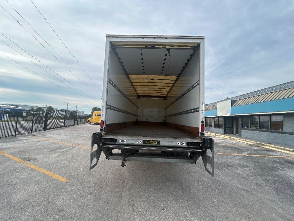 Medium Duty Box Truck-Light and Medium Duty Trucks-Hino-2020-268-Tampa-FL-69,059\n\t\tmiles-$ 70,250 - Image 8