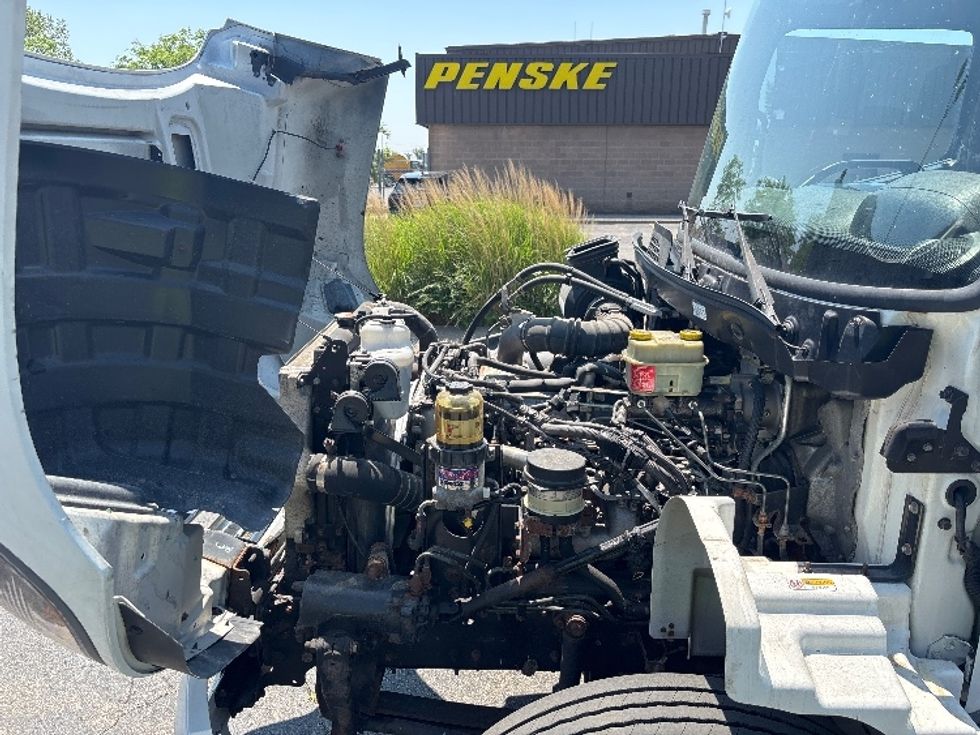 Medium Duty Box Truck-Light and Medium Duty Trucks-Hino-2020-268-Toronto-ON-303,008\n\t\tkm-$ 66,250 - Image 24