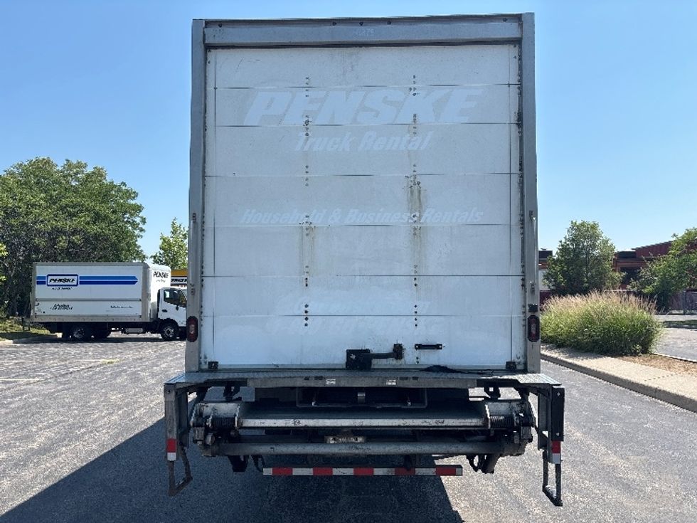 Medium Duty Box Truck-Light and Medium Duty Trucks-Hino-2020-268-Toronto-ON-303,008\n\t\tkm-$ 66,250 - Image 7