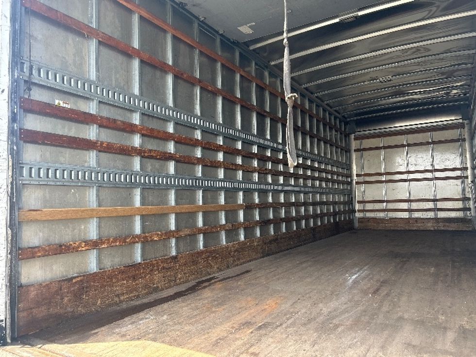 Medium Duty Box Truck-Light and Medium Duty Trucks-Hino-2020-268-Torrance-CA-103,097\n\t\tmiles-$ 63,750 - Image 11