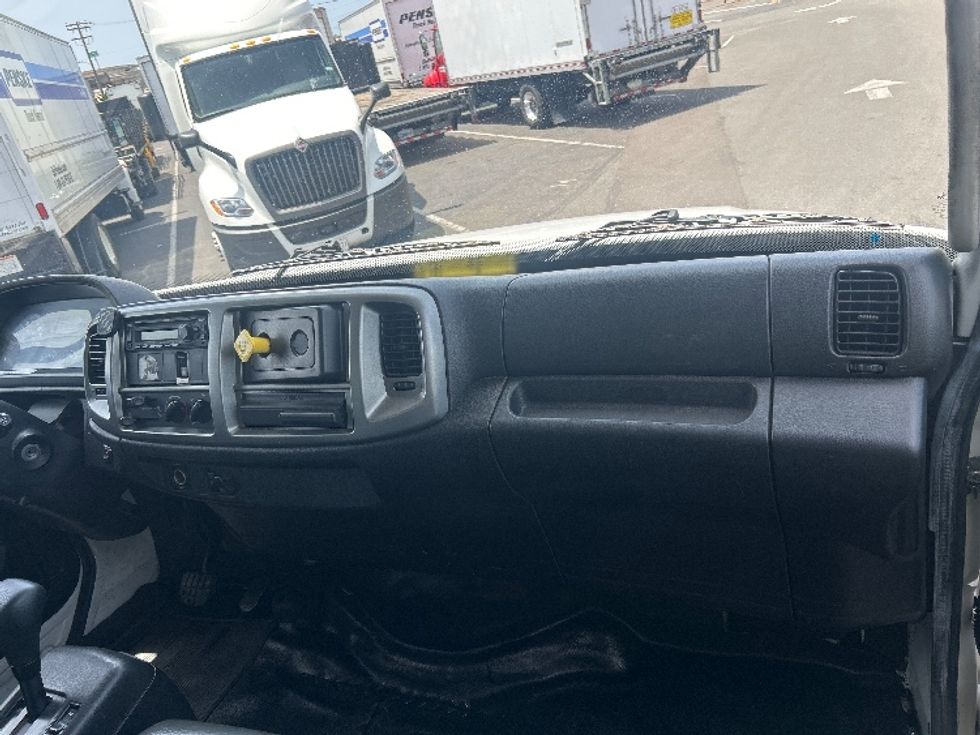 Medium Duty Box Truck-Light and Medium Duty Trucks-Hino-2020-268-Torrance-CA-103,097\n\t\tmiles-$ 63,750 - Image 21