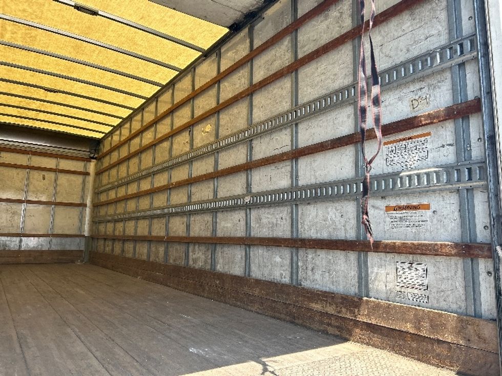 Medium Duty Box Truck-Light and Medium Duty Trucks-Hino-2020-268-Torrance-CA-131,197\n\t\tmiles-$ 57,250 - Image 12