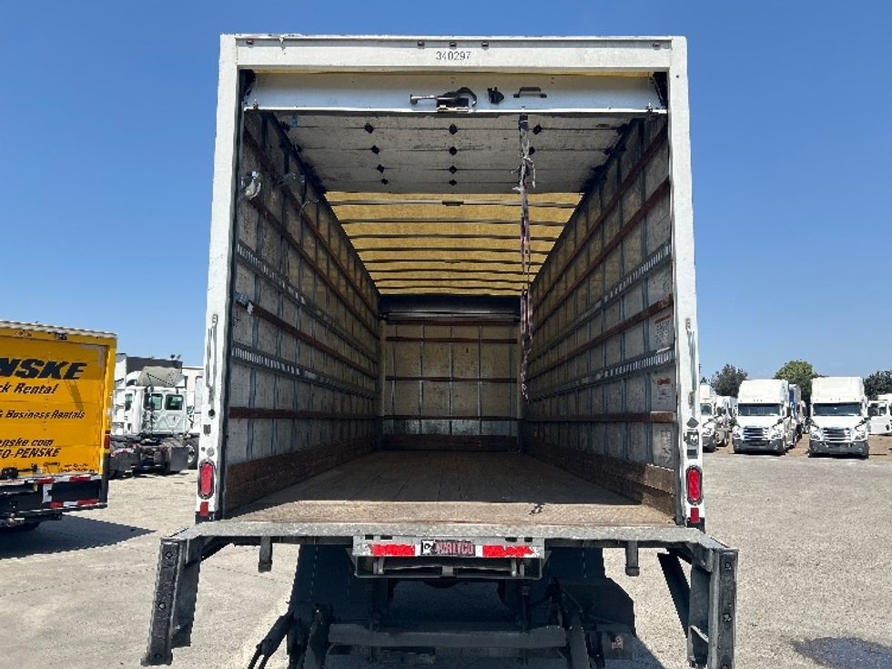 Medium Duty Box Truck-Light and Medium Duty Trucks-Hino-2020-268-Torrance-CA-131,197\n\t\tmiles-$ 57,250 - Image 8