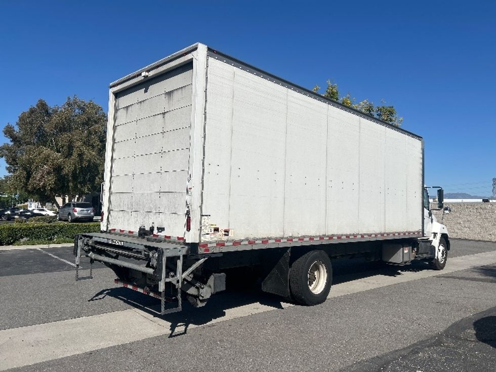 Medium Duty Box Truck-Light and Medium Duty Trucks-Hino-2020-268-Torrance-CA-158,482\n\t\tmiles-$ 60,750 - Image 13