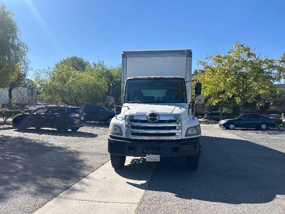 Medium Duty Box Truck-Light and Medium Duty Trucks-Hino-2020-268-Torrance-CA-158,482\n\t\tmiles-$ 60,750 - Image 2