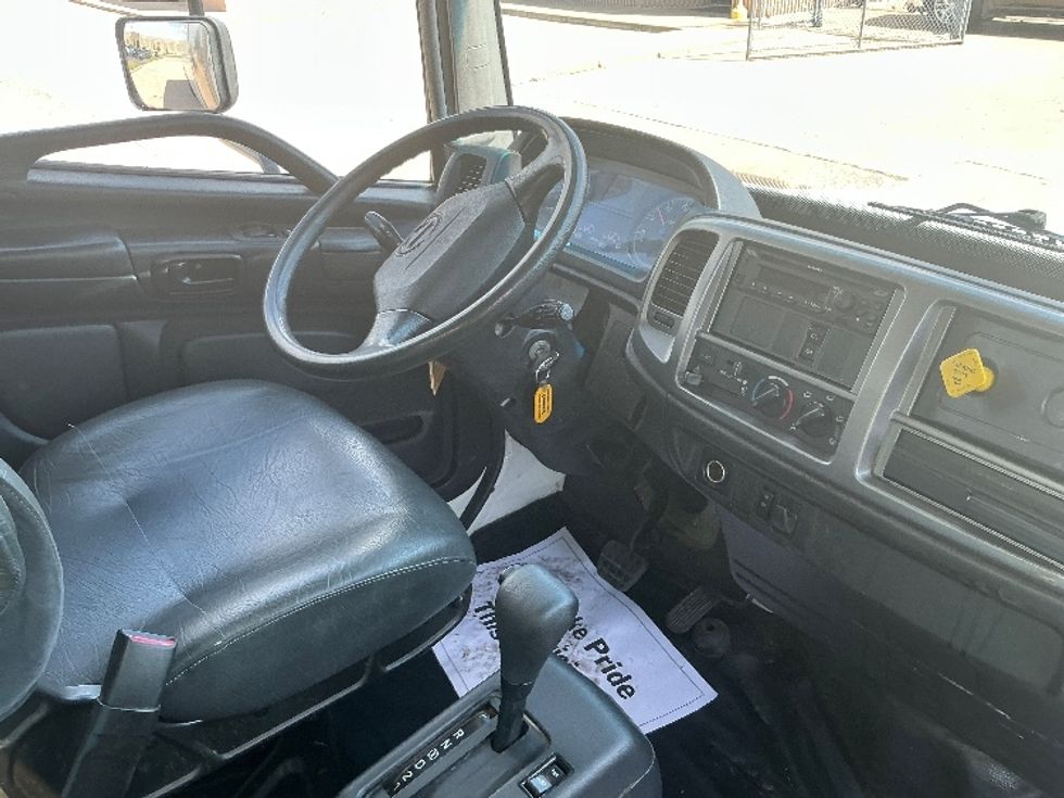 Medium Duty Box Truck-Light and Medium Duty Trucks-Hino-2020-268-Tulsa-OK-194,743\n\t\tmiles-$ 52,250 - Image 22