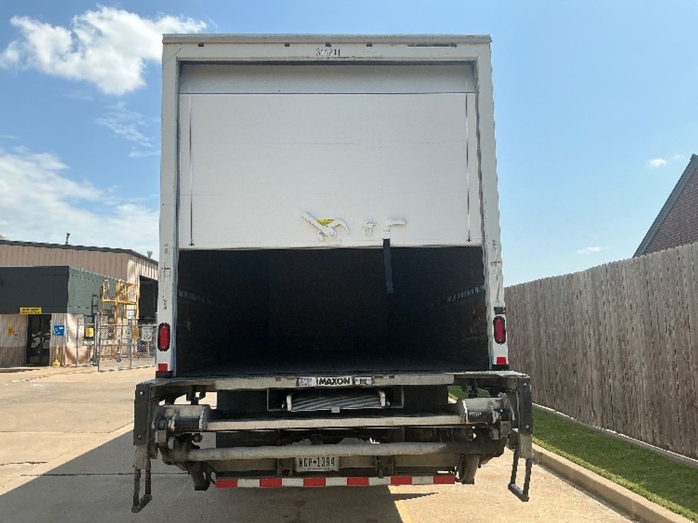 Medium Duty Box Truck-Light and Medium Duty Trucks-Hino-2020-268-Tulsa-OK-194,743\n\t\tmiles-$ 52,250 - Image 8