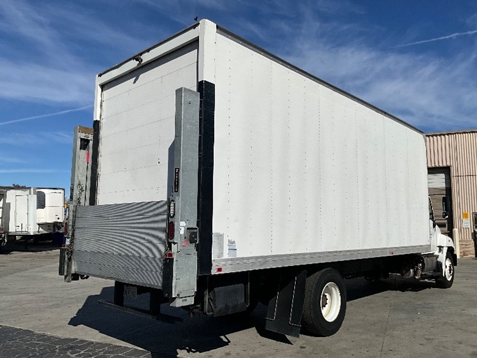 Medium Duty Box Truck-Light and Medium Duty Trucks-Hino-2020-268-West Sacramento-CA-117,886\n\t\tmiles-$ 61,500 - Image 13