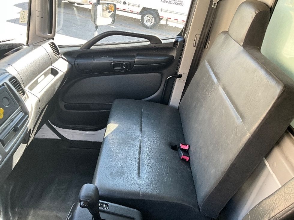 Medium Duty Box Truck-Light and Medium Duty Trucks-Hino-2020-268-West Sacramento-CA-117,886\n\t\tmiles-$ 61,500 - Image 19