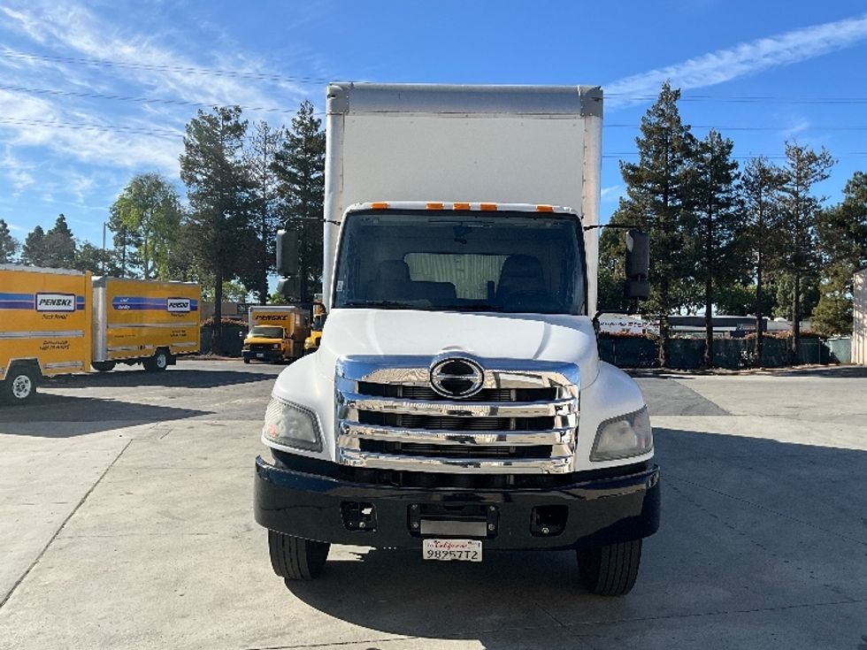 Medium Duty Box Truck-Light and Medium Duty Trucks-Hino-2020-268-West Sacramento-CA-117,886\n\t\tmiles-$ 61,500 - Image 2