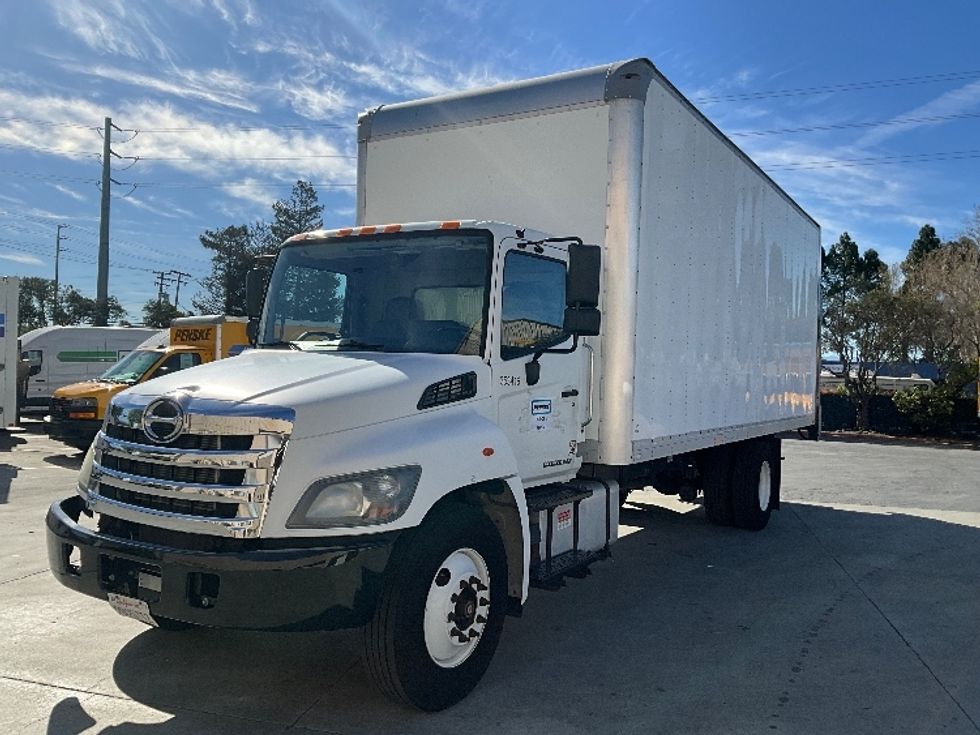 Medium Duty Box Truck-Light and Medium Duty Trucks-Hino-2020-268-West Sacramento-CA-117,886\n\t\tmiles-$ 61,500 - Image 3