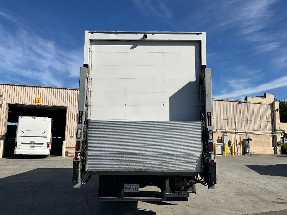 Medium Duty Box Truck-Light and Medium Duty Trucks-Hino-2020-268-West Sacramento-CA-117,886\n\t\tmiles-$ 61,500 - Image 7