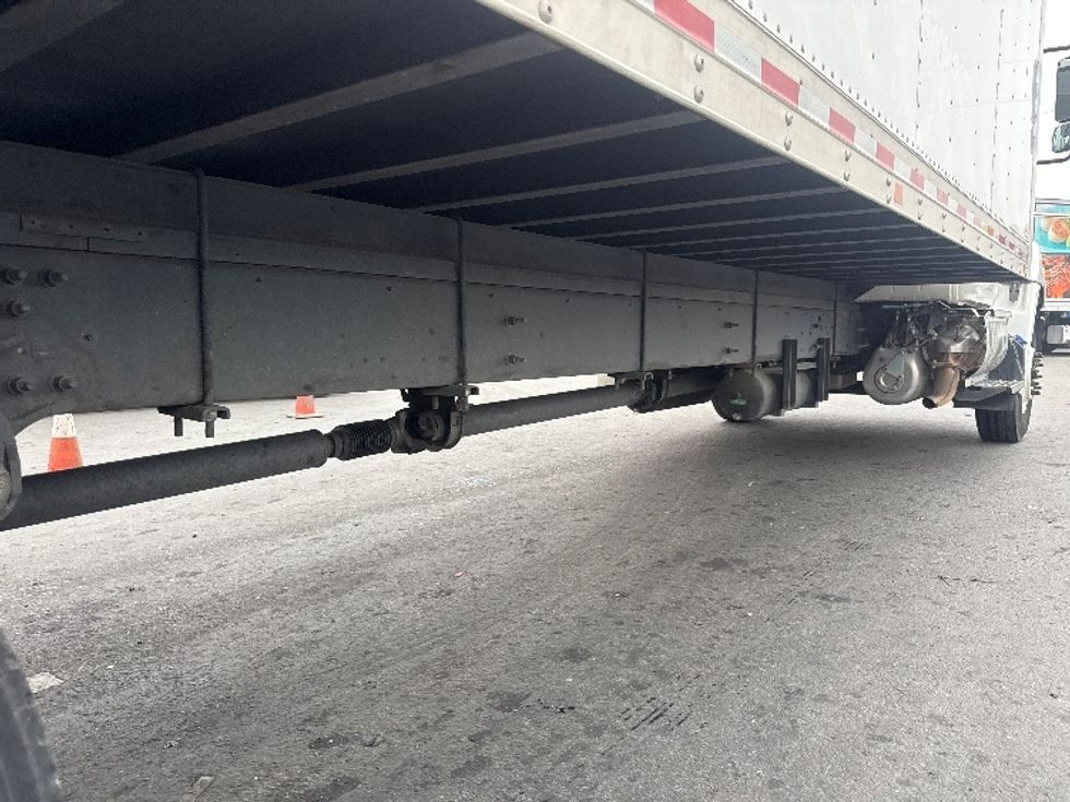 Medium Duty Box Truck-Light and Medium Duty Trucks-Hino-2020-268-West Sacramento-CA-120,678\n\t\tmiles-$ 63,750 - Image 14