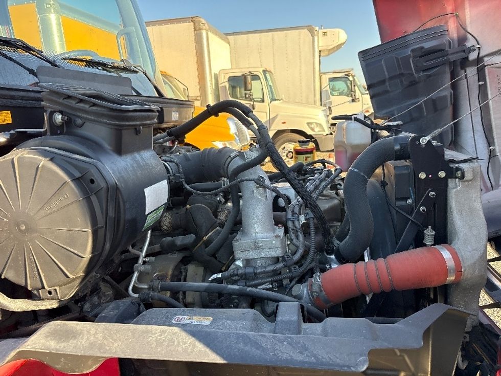 Medium Duty Box Truck-Light and Medium Duty Trucks-Hino-2020-268-West Sacramento-CA-254,104\n\t\tmiles-$ 44,500 - Image 22