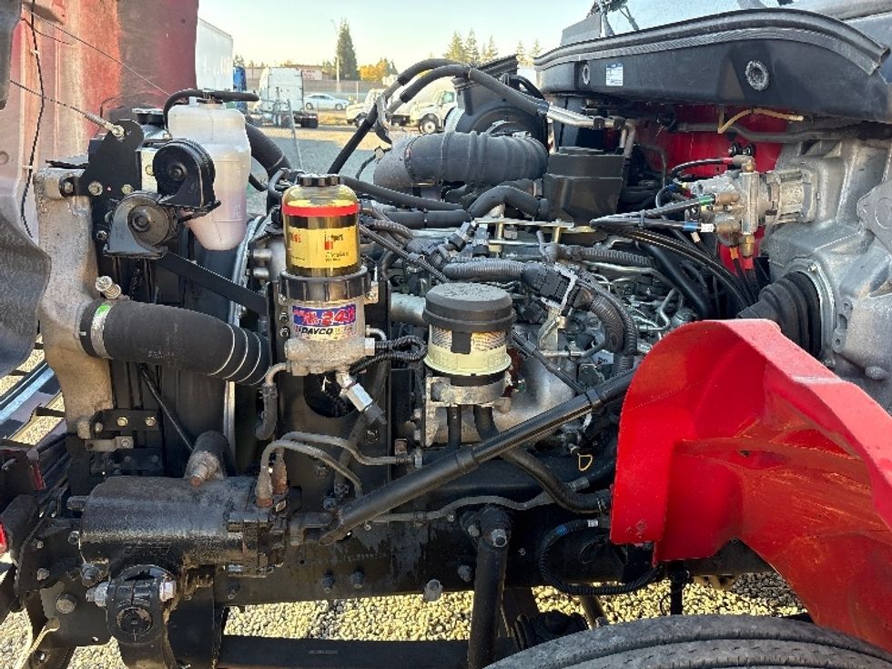 Medium Duty Box Truck-Light and Medium Duty Trucks-Hino-2020-268-West Sacramento-CA-254,104\n\t\tmiles-$ 44,500 - Image 23