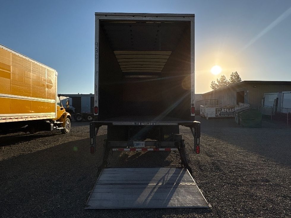 Medium Duty Box Truck-Light and Medium Duty Trucks-Hino-2020-268-West Sacramento-CA-254,104\n\t\tmiles-$ 44,500 - Image 8