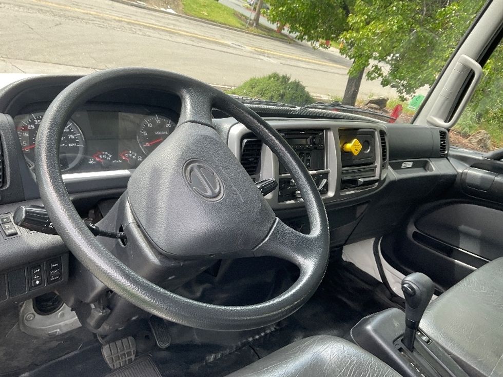 Medium Duty Box Truck-Light and Medium Duty Trucks-Hino-2020-268-West Sacramento-CA-68,553\n\t\tmiles-$ 68,750 - Image 18