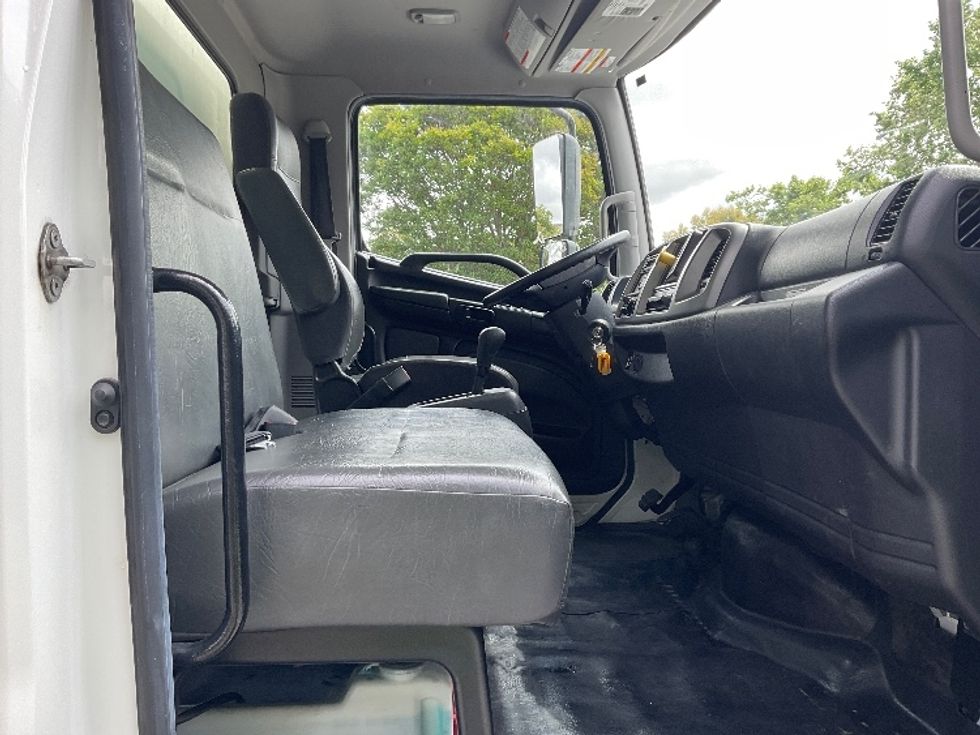 Medium Duty Box Truck-Light and Medium Duty Trucks-Hino-2020-268-West Sacramento-CA-68,553\n\t\tmiles-$ 68,750 - Image 22
