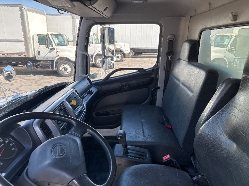Medium Duty Box Truck-Light and Medium Duty Trucks-Hino-2020-268-West Valley City-UT-131,287\n\t\tmiles-$ 62,000 - Image 19