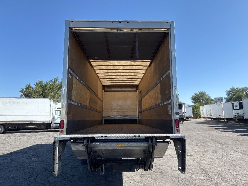 Medium Duty Box Truck-Light and Medium Duty Trucks-Hino-2020-268-West Valley City-UT-131,287\n\t\tmiles-$ 62,000 - Image 8